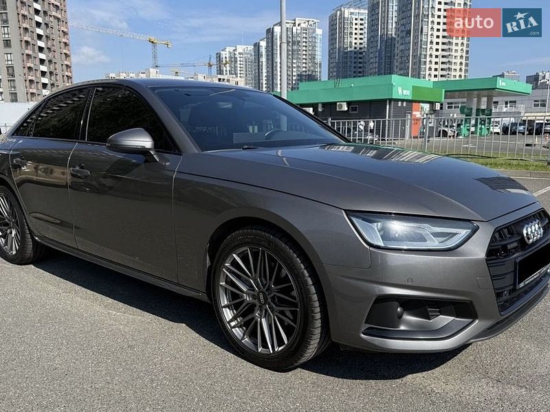 Седан Audi A4 2021 в Києві
