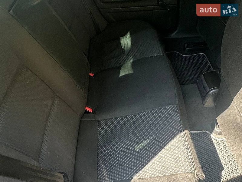 Седан Audi A4 2003 в Киеве