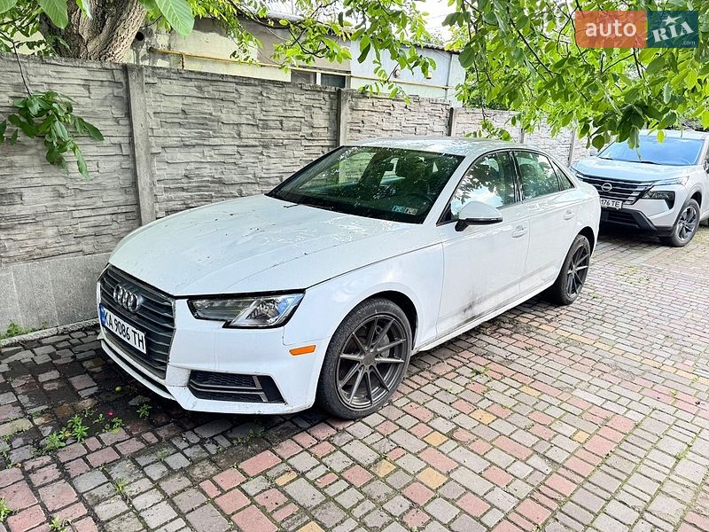 Седан Audi A4 2017 в Киеве