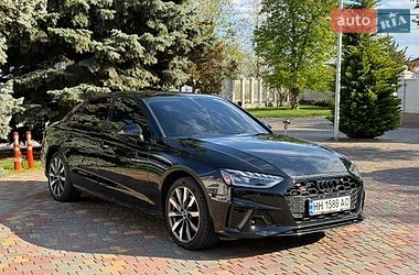Седан Audi A4 2021 в Одесі