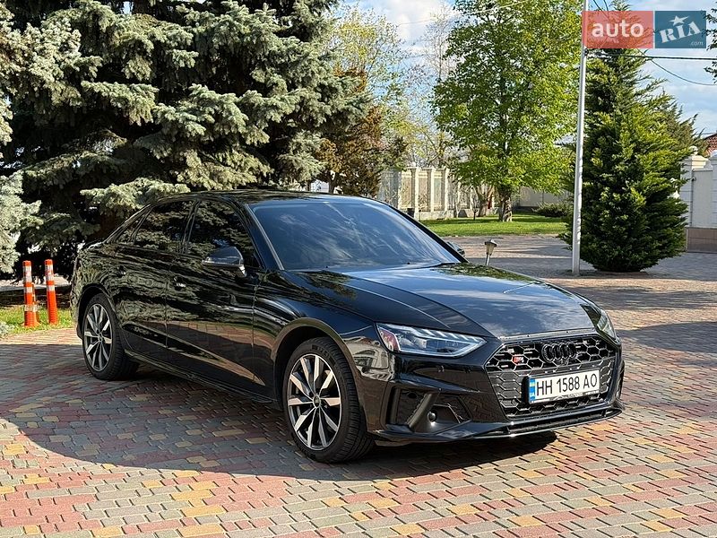 Седан Audi A4 2021 в Одесі