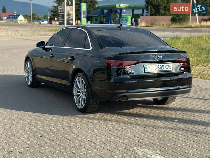 Седан Audi A4 2018 в Хусте
