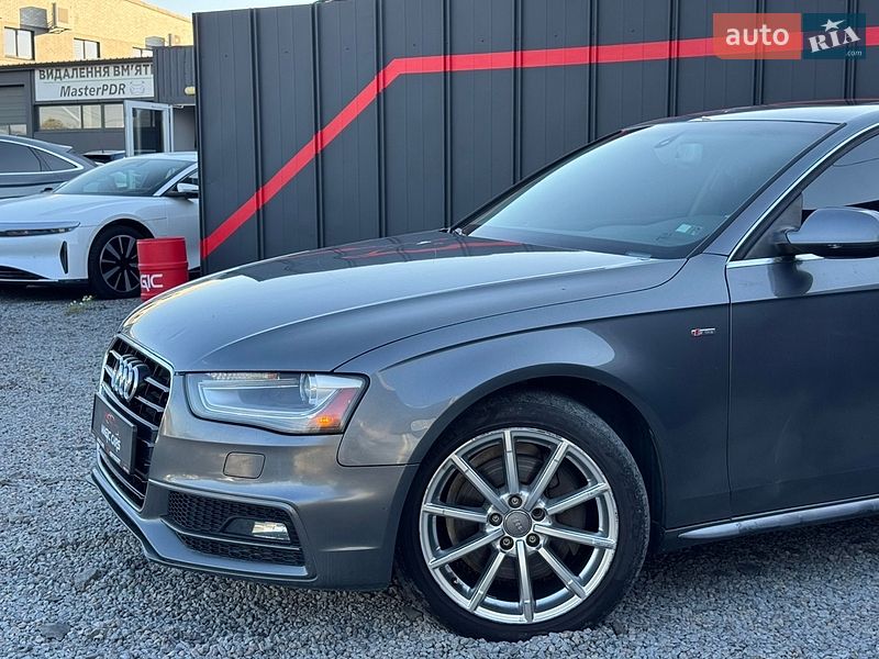 Седан Audi A4 2015 в Луцьку