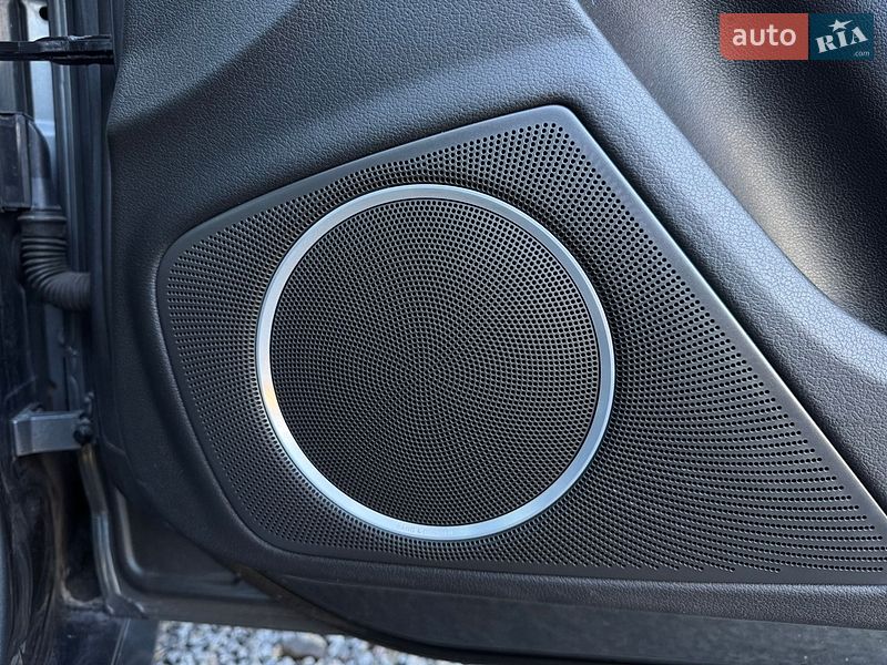 Седан Audi A4 2015 в Луцьку