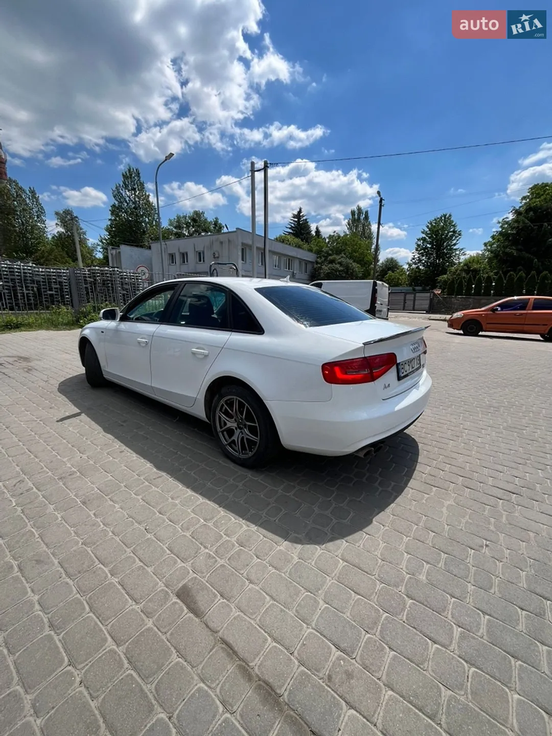 2013 Audi A4 - мініатюра 17