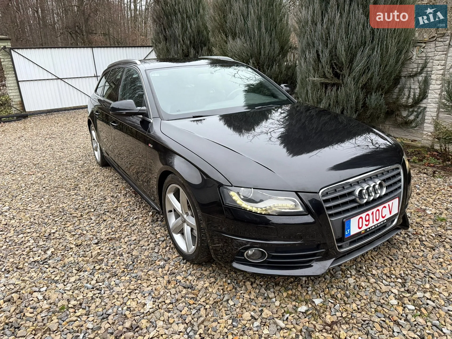 2011 Audi A4 - фото 1