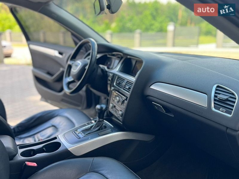 Седан Audi A4 2015 в Коростені