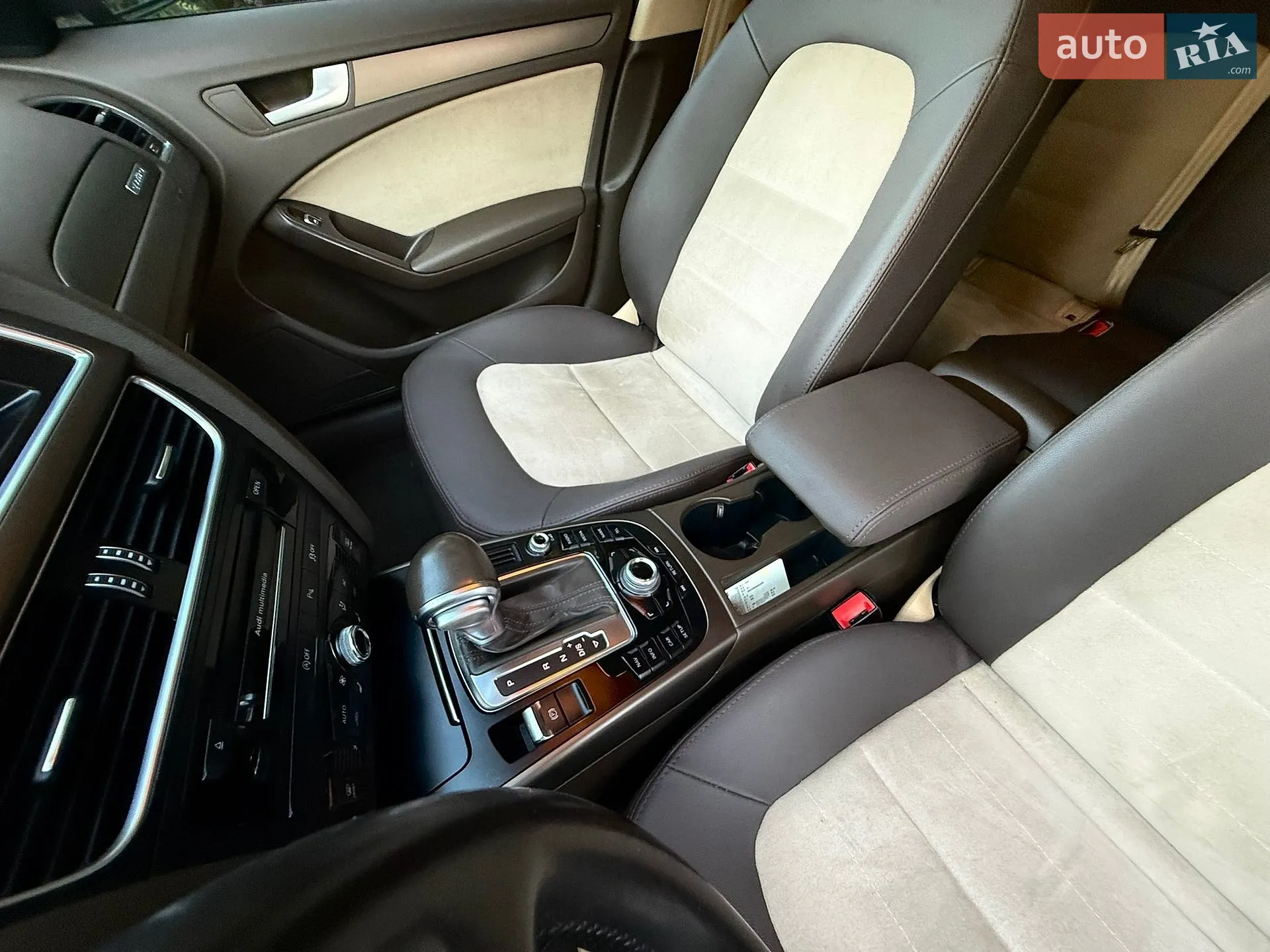2013 Audi A4 - мініатюра 23