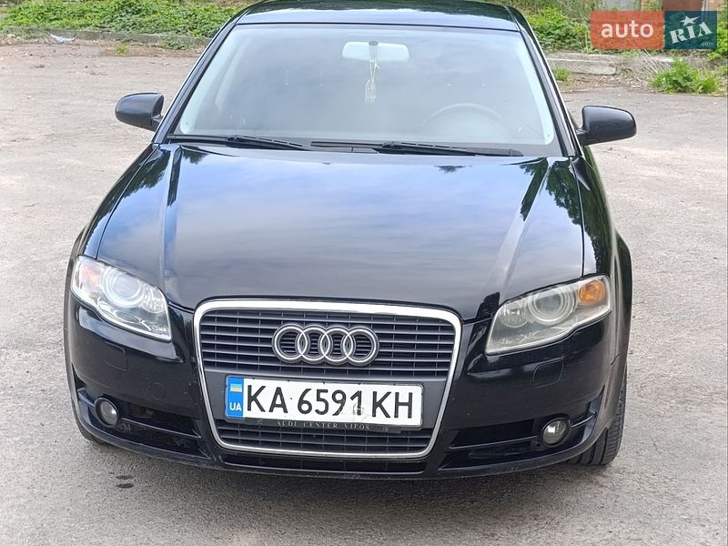 Седан Audi A4 2006 в Зорі