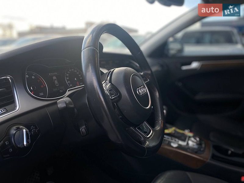 Седан Audi A4 2015 в Києві
