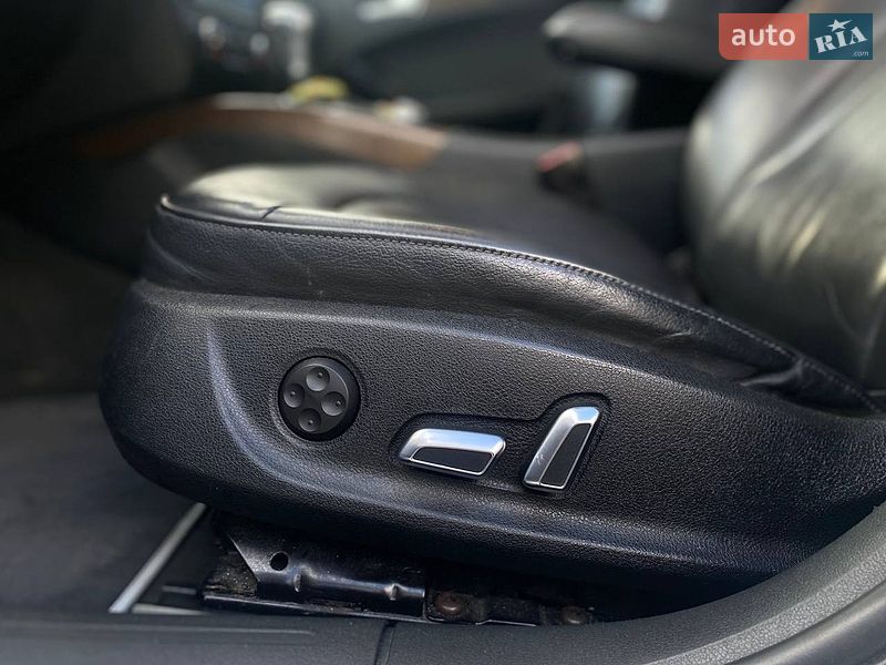 Седан Audi A4 2015 в Києві