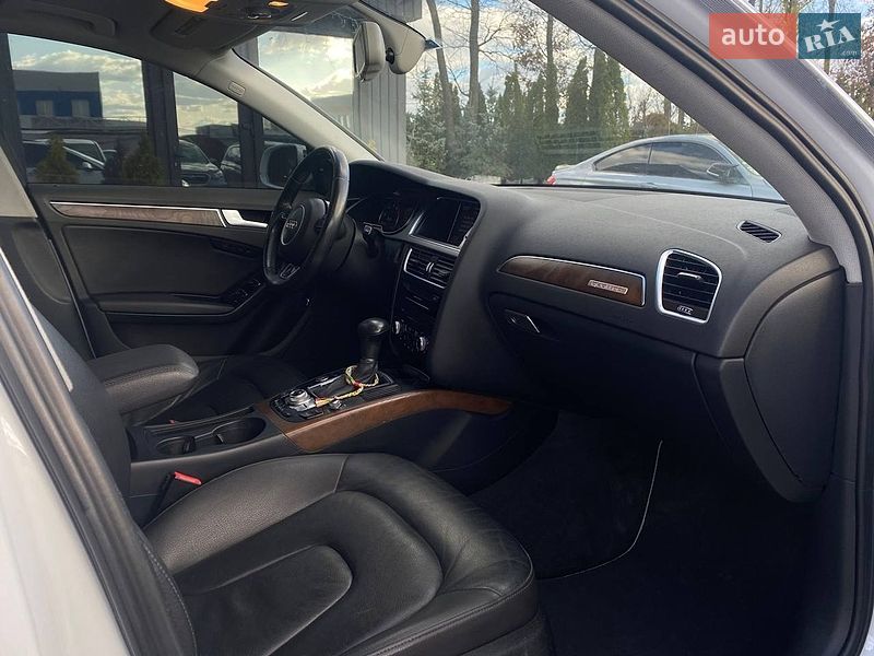Седан Audi A4 2015 в Києві