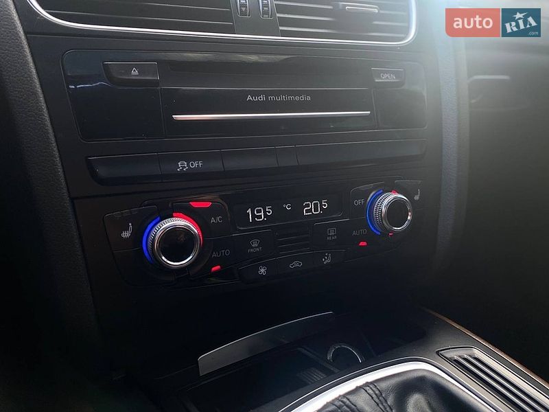 Седан Audi A4 2015 в Києві