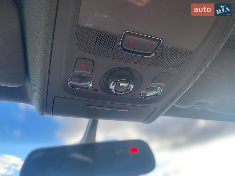 Седан Audi A4 2015 в Києві