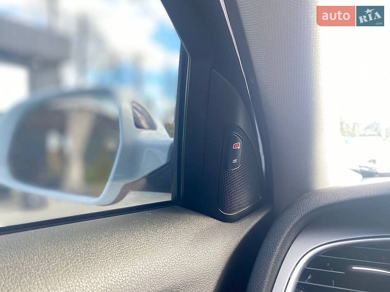 Седан Audi A4 2015 в Києві