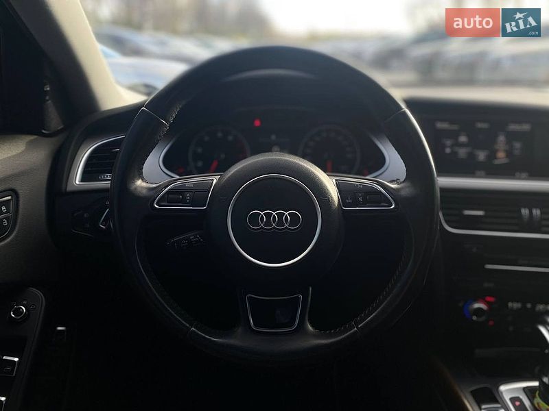 Седан Audi A4 2015 в Києві