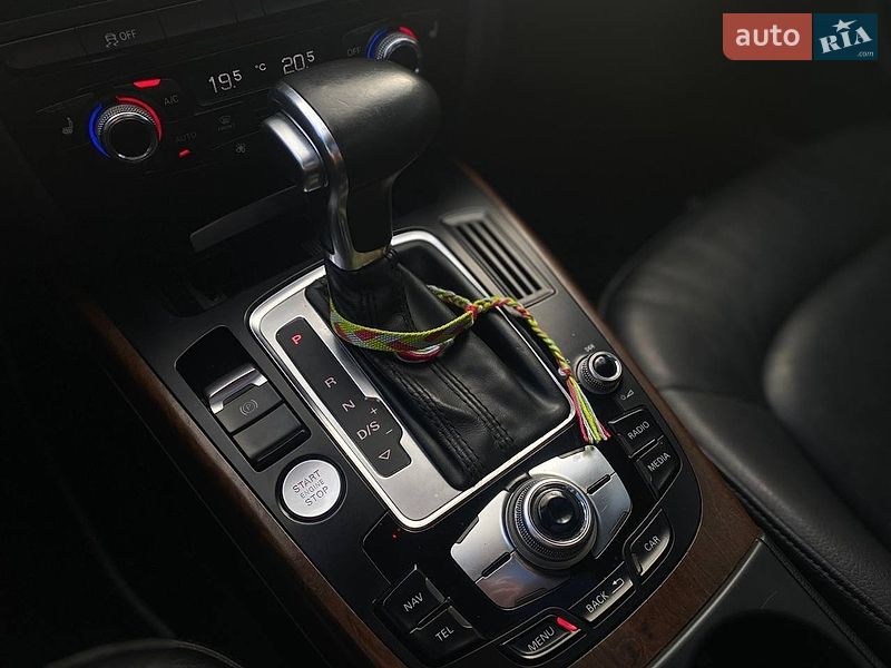 Седан Audi A4 2015 в Києві