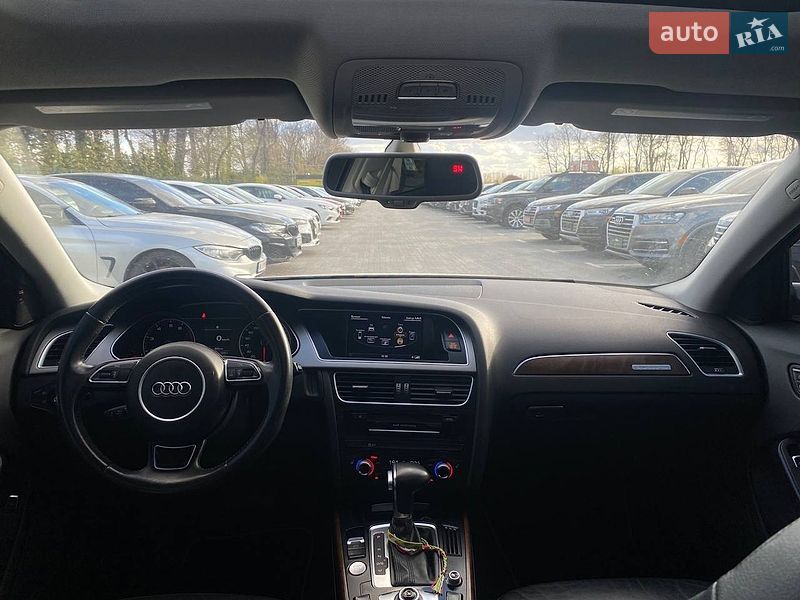 Седан Audi A4 2015 в Києві