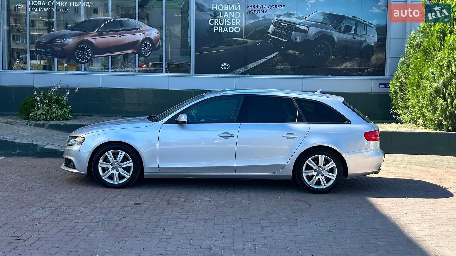 2010 Audi A4 - мініатюра 5