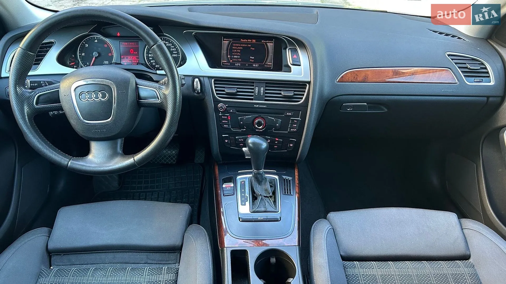 2010 Audi A4 - мініатюра 15