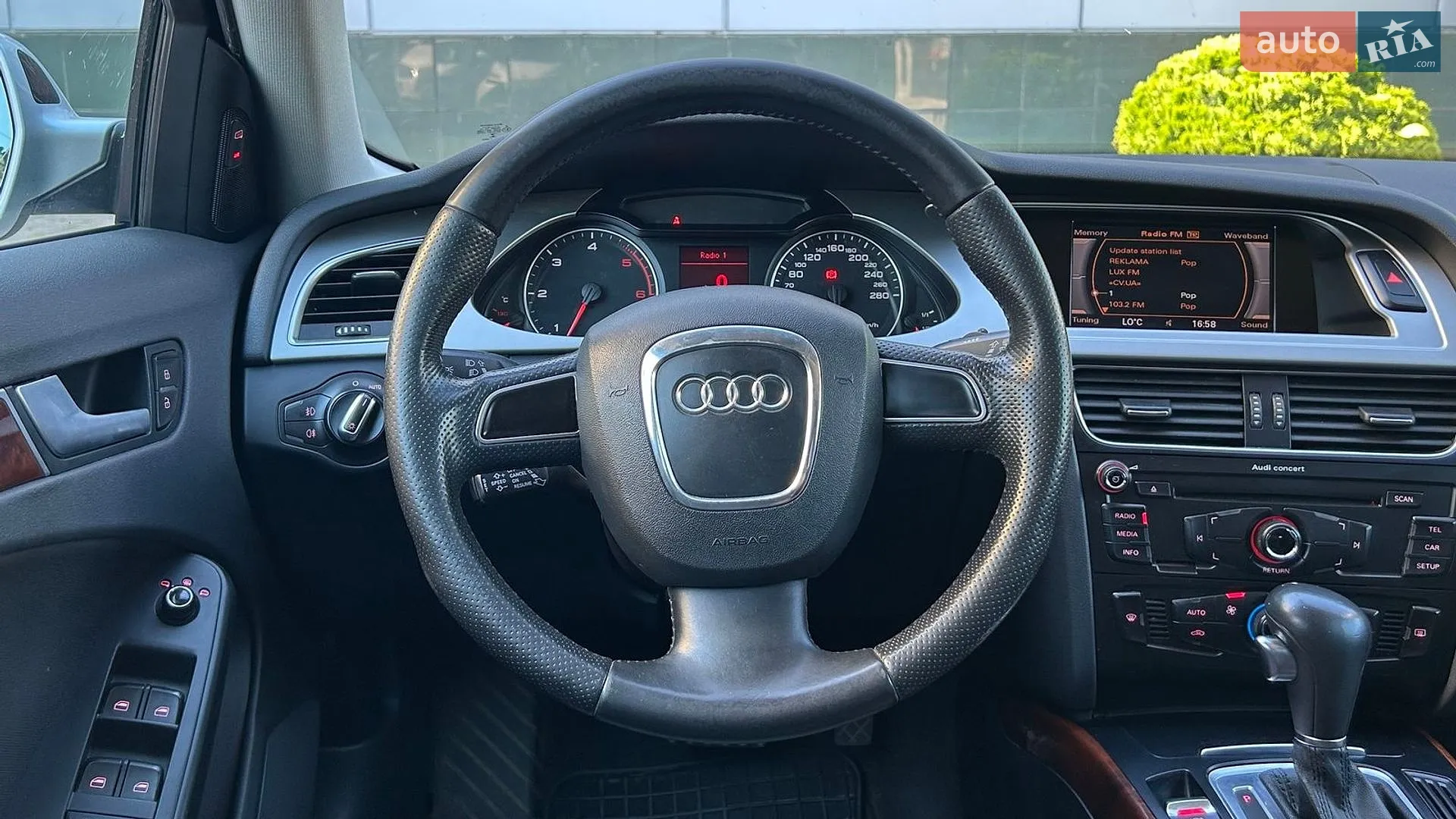 2010 Audi A4 - мініатюра 17