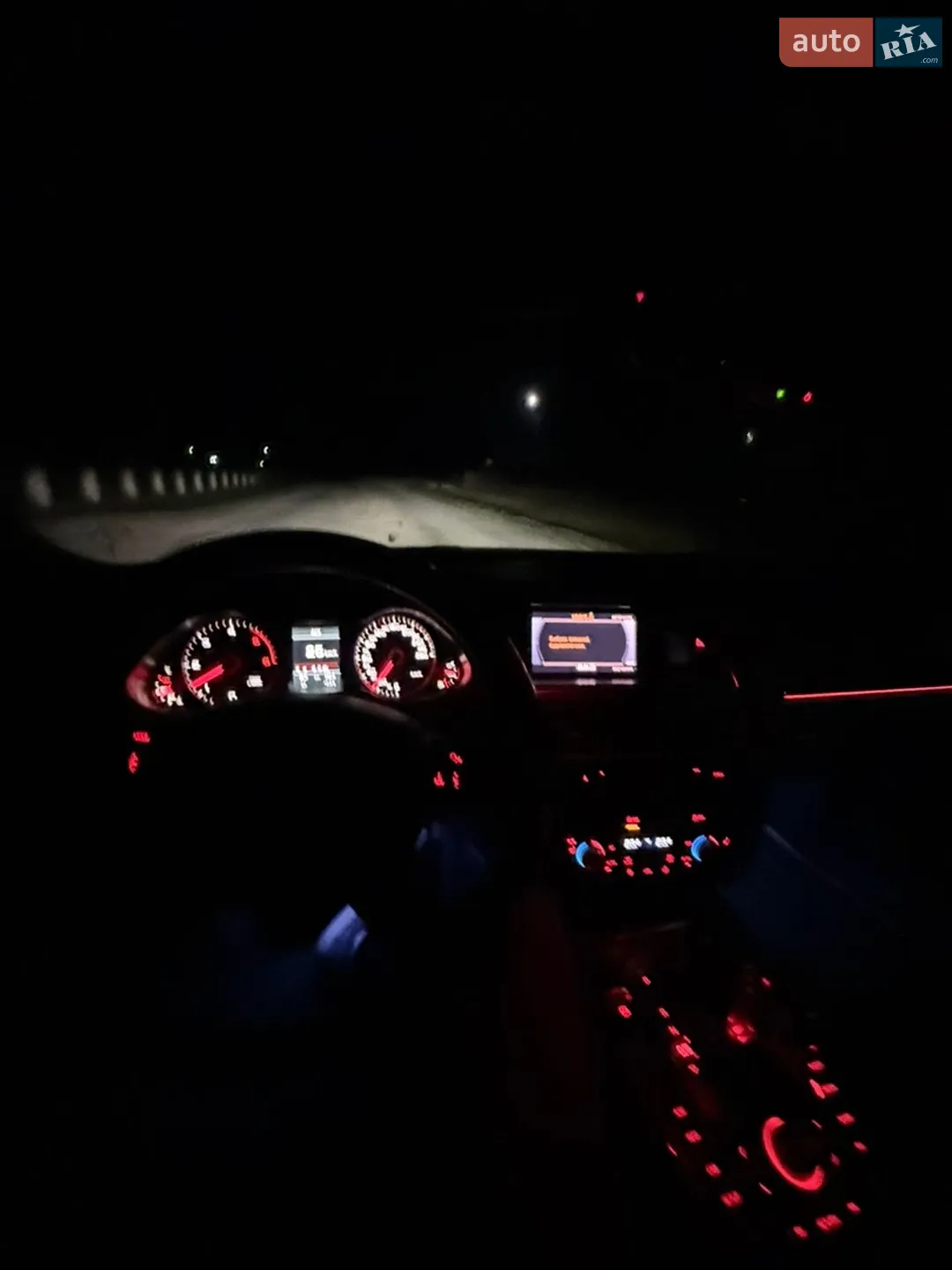 2012 Audi A4 - мініатюра 13