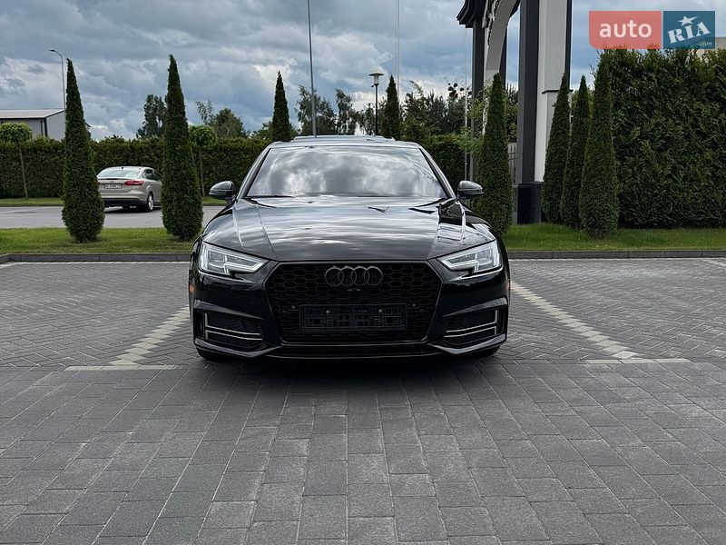 Седан Audi A4 2017 в Львові