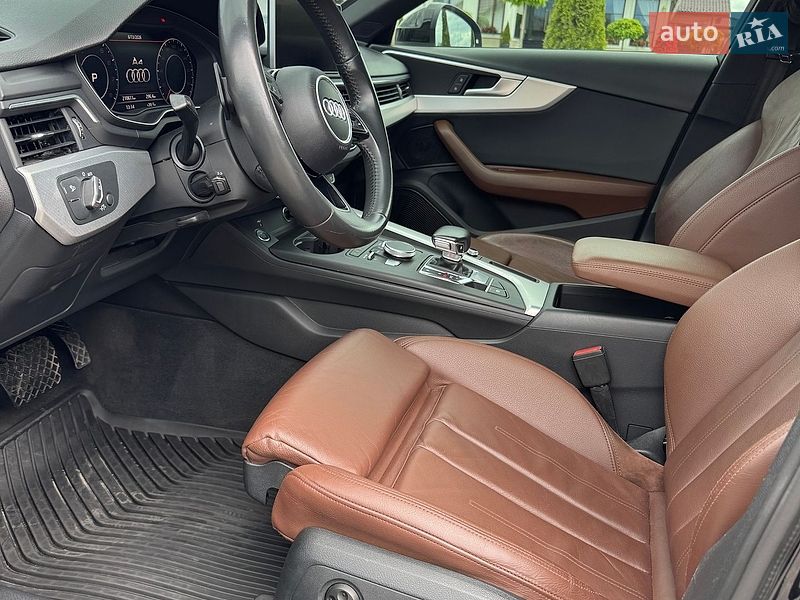 Седан Audi A4 2017 в Львові