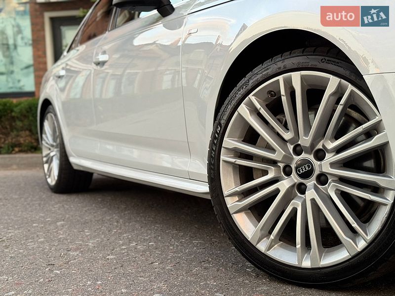 Седан Audi A4 2017 в Києві
