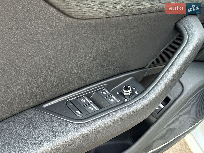 Седан Audi A4 2017 в Києві
