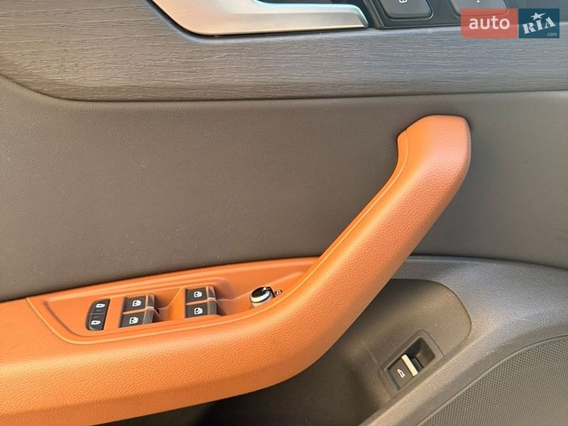 Седан Audi A4 2020 в Киеве