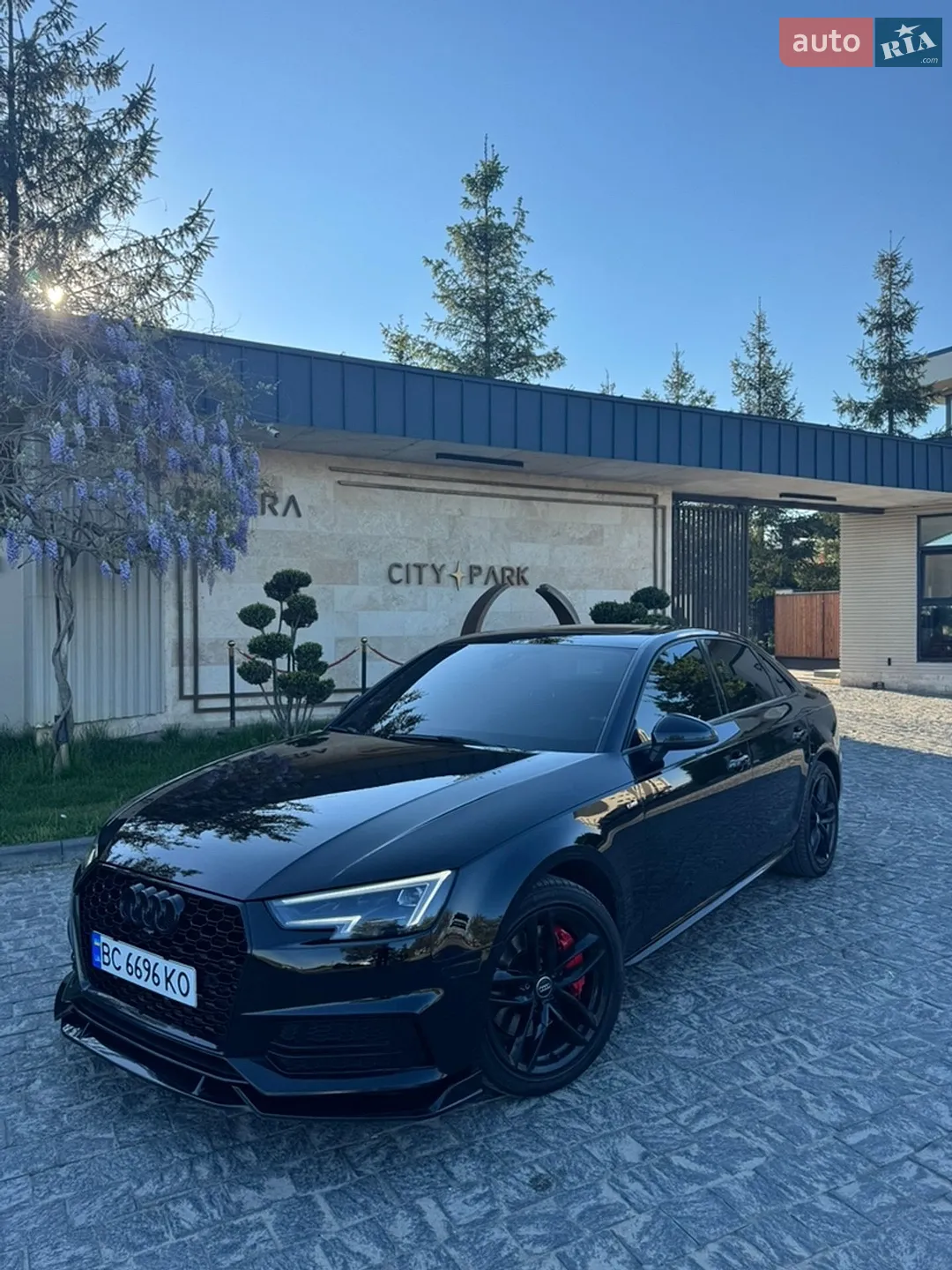 Audi A4 2016 VIN WAUDNAF45HN051170 фото оголошення 24 з 29