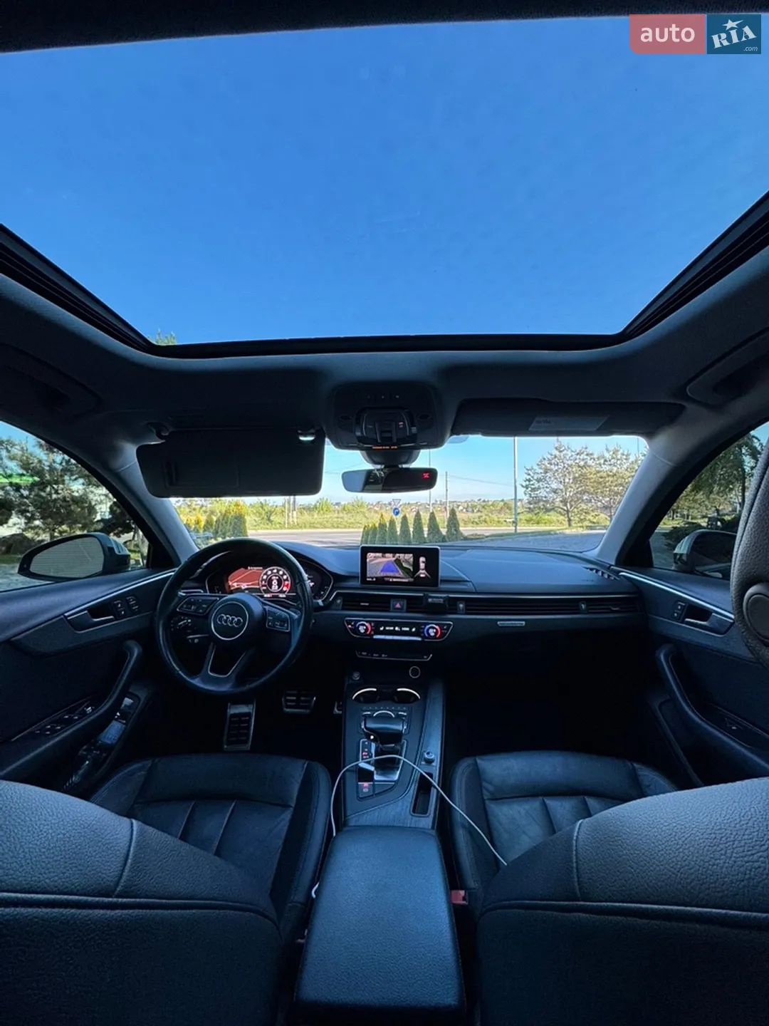 Audi A4 2016 VIN WAUDNAF45HN051170 фото оголошення 27 з 29