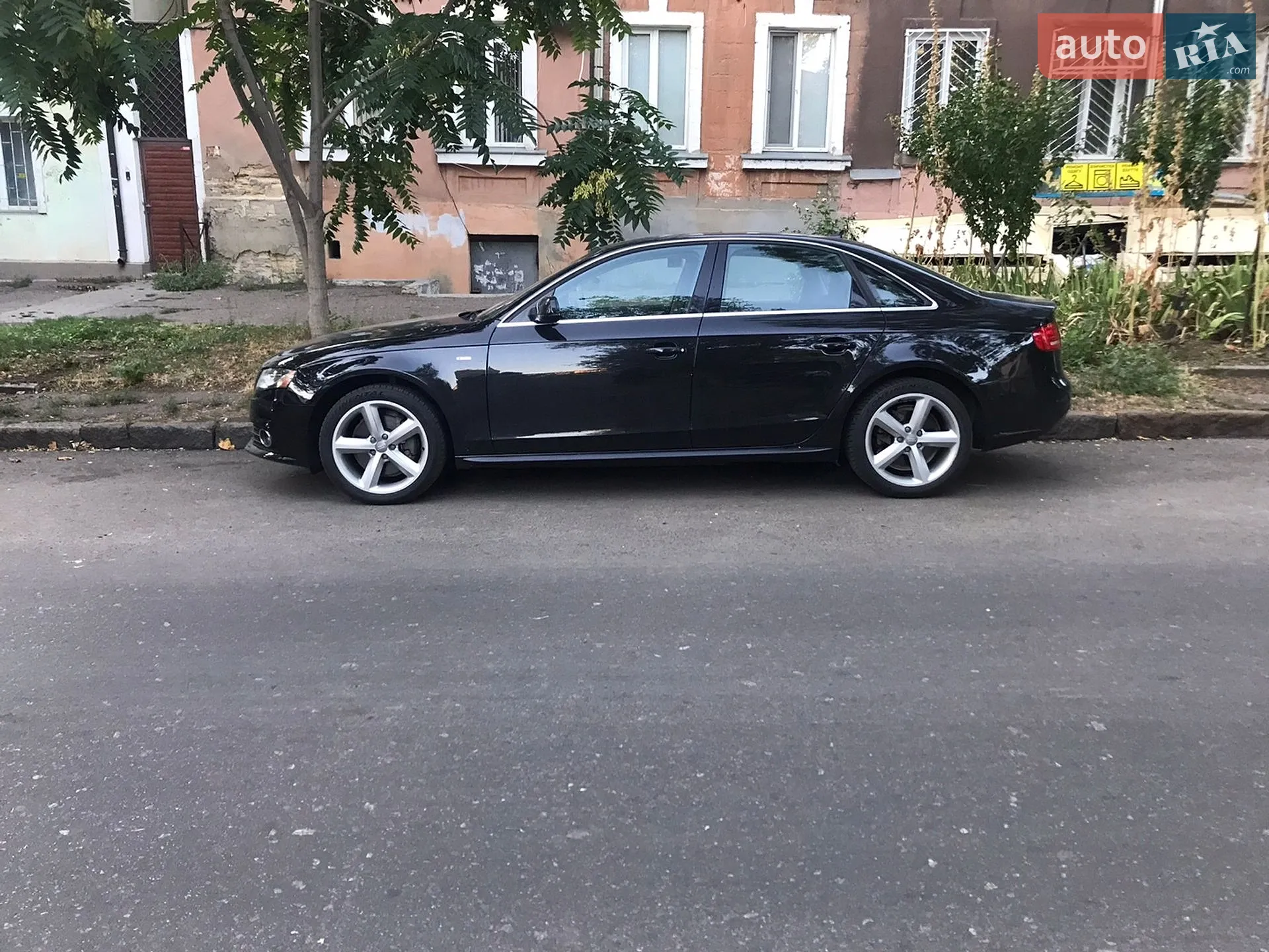 2011 Audi A4 - мініатюра 16