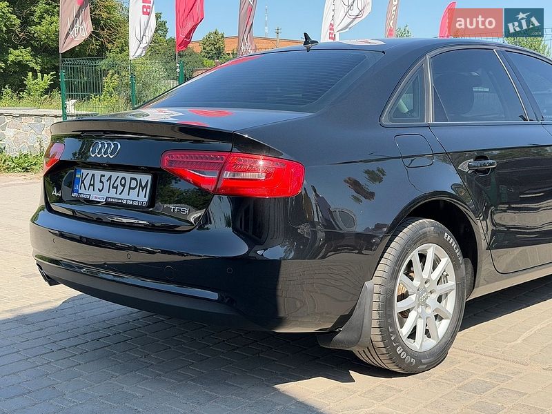 Седан Audi A4 2013 в Бердичеві