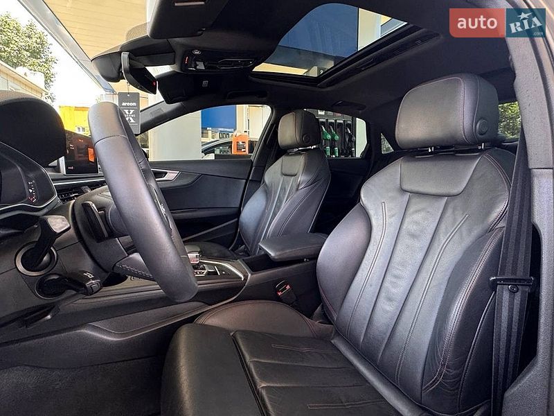 Седан Audi A4 2017 в Одессе