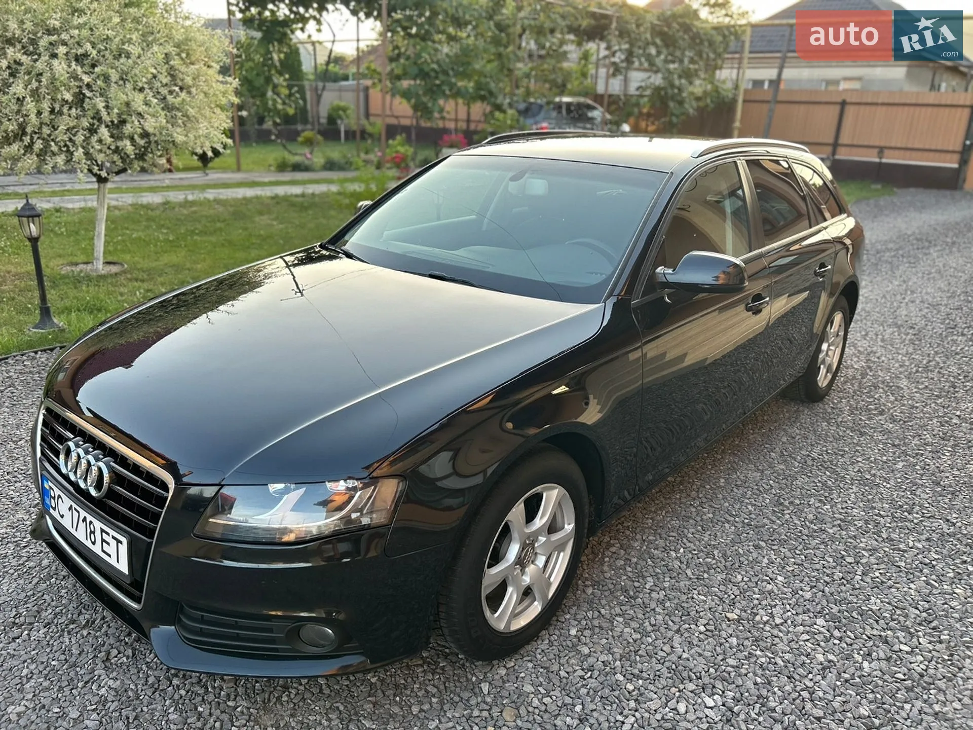 2011 Audi A4 - мініатюра 13