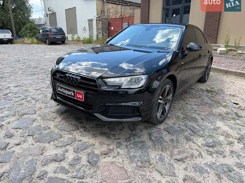 Audi A4 2017 VIN WAUGNAF4XHN058709 фото оголошення 10 з 60