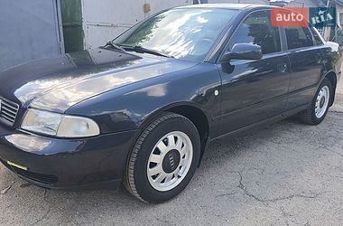 Седан Audi A4 1998 в Івано-Франківську фото Седан Audi A4 1998 в Івано-Франківську