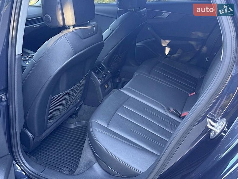 Седан Audi A4 2016 в Умани