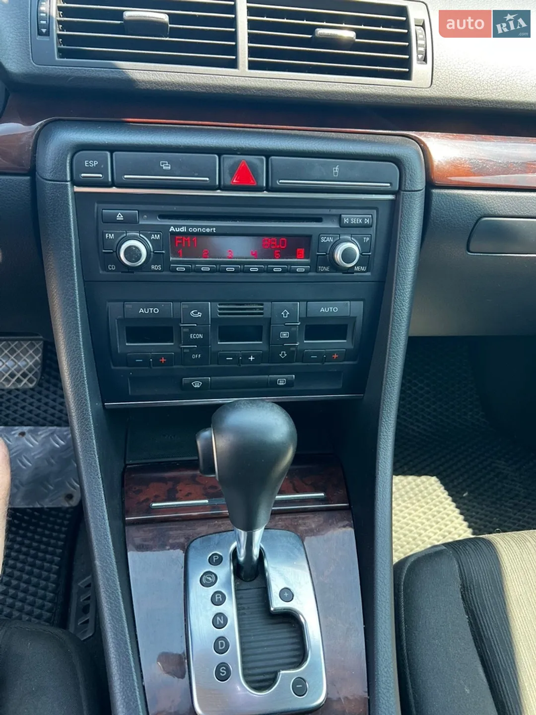 Audi A4 2006 VIN WAUZZZ8E17A040929 фото оголошення 17 з 23