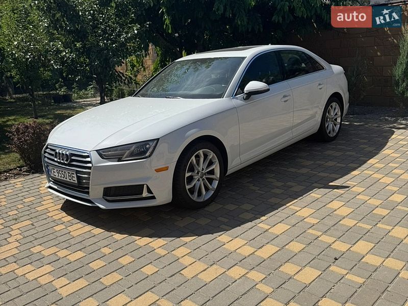 Седан Audi A4 2019 в Дніпрі