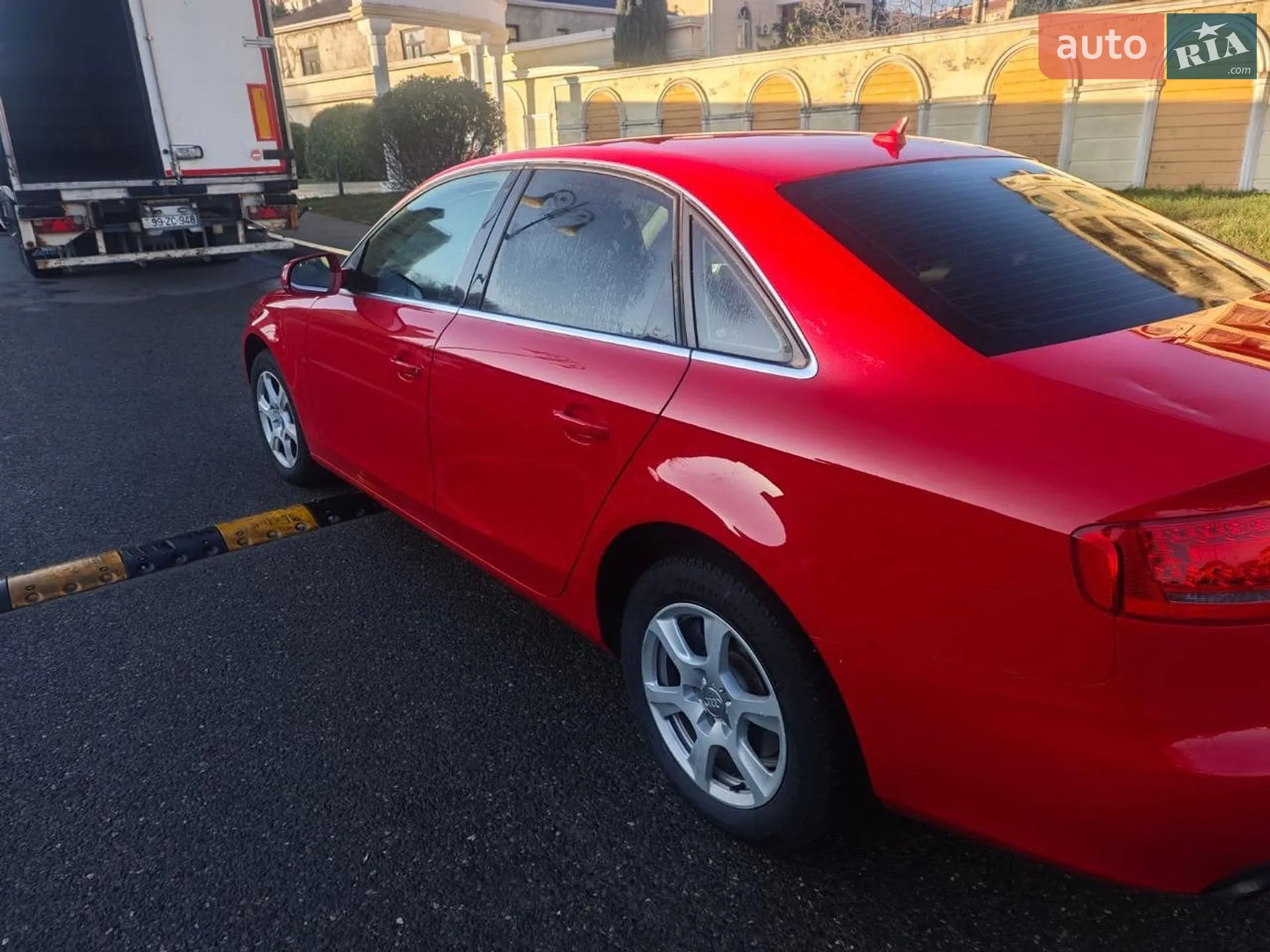 2010 Audi A4 - мініатюра 4