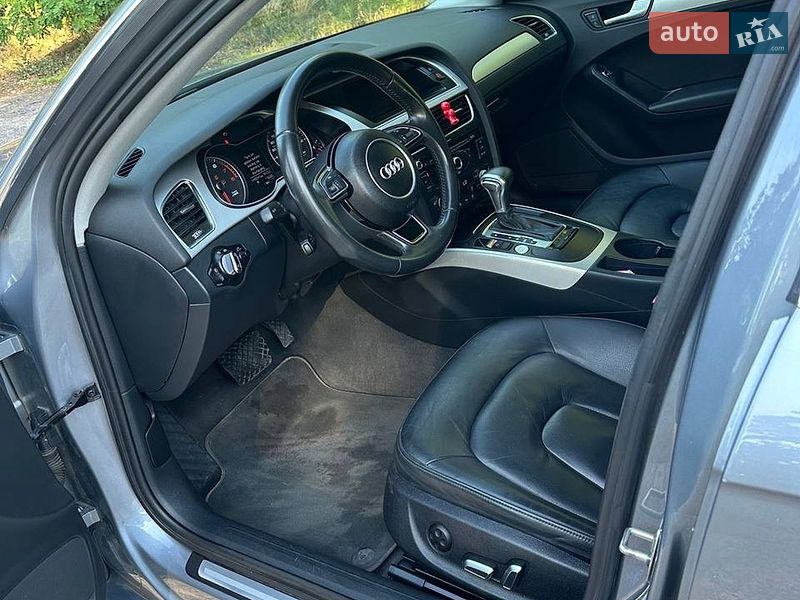 Седан Audi A4 2015 в Черкассах