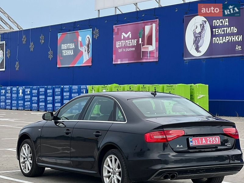 Седан Audi A4 2013 в Нововолынске