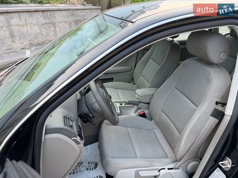 Седан Audi A4 2006 в Виннице