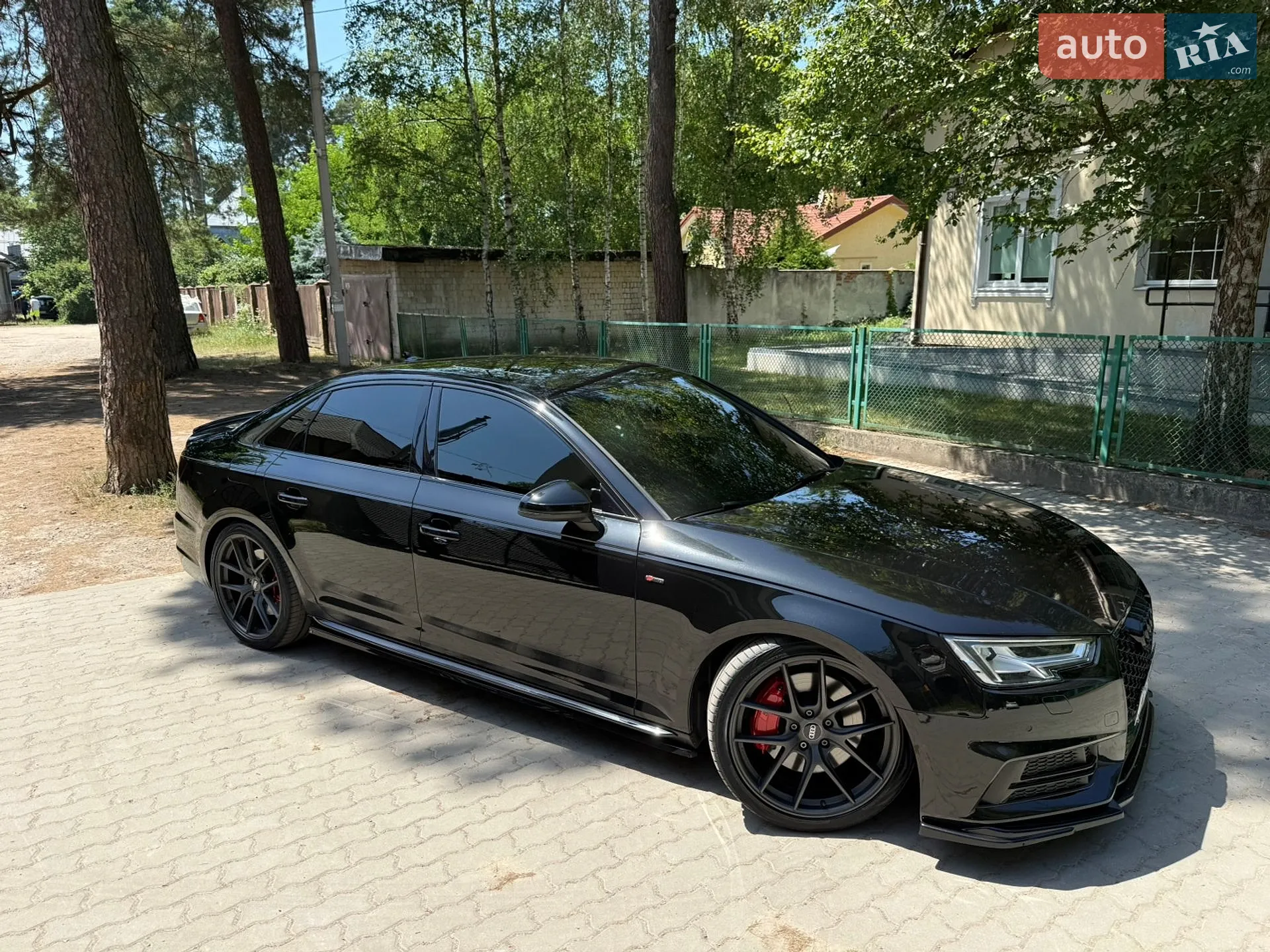 Audi A4 2015 VIN WAUENAF47HN001083 фото оголошення 7 з 16