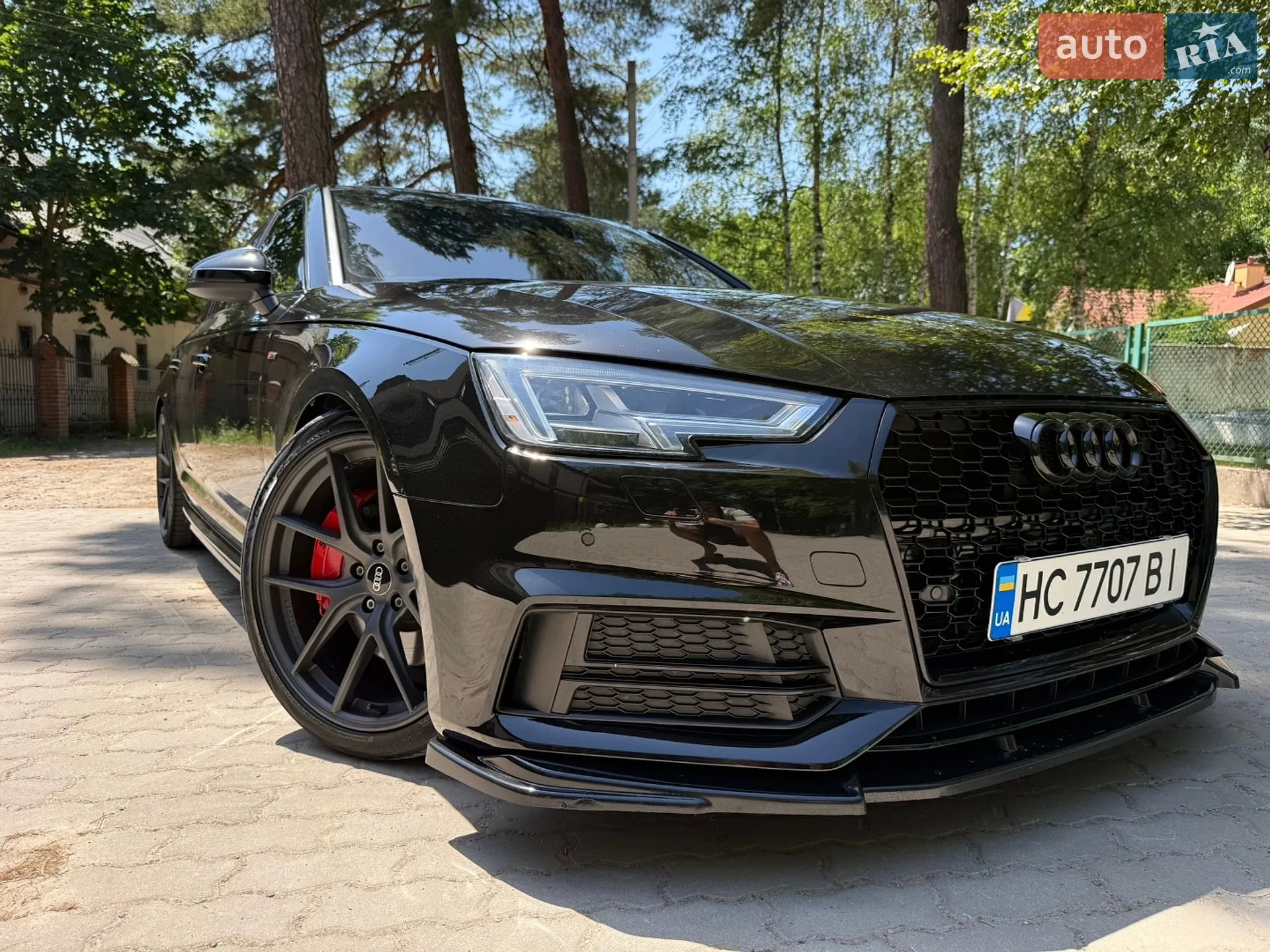 Audi A4 2015 VIN WAUENAF47HN001083 фото оголошення 9 з 16