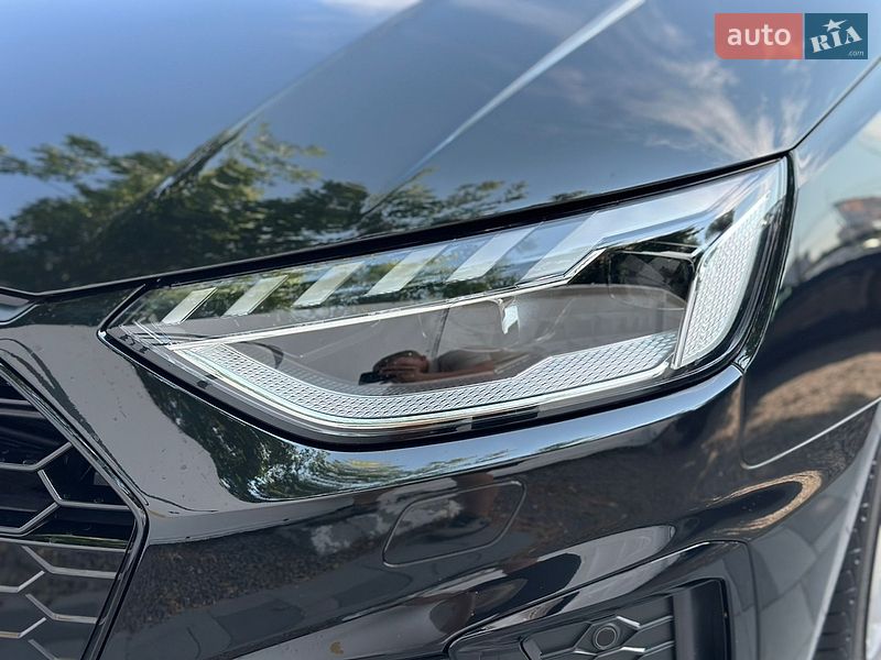 Седан Audi A4 2024 в Києві