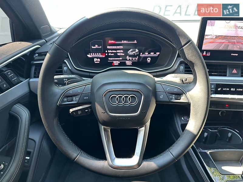 Седан Audi A4 2024 в Києві